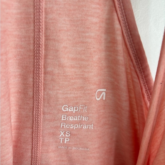 Gap fit breathe racerback tank top in pinkish…coral/peach - Picture 3 of 7